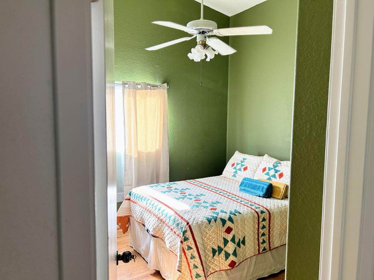 Winter Wonderland Room Hemet Extérieur photo